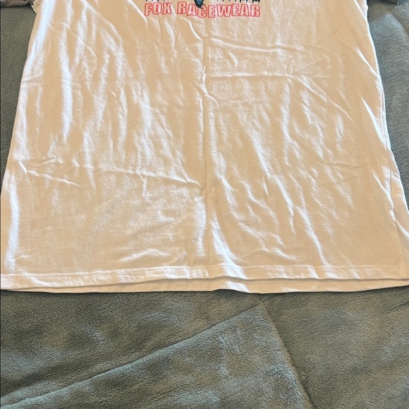 Fox Gray and White Short Sleeve Tee - Picture 2 of 8